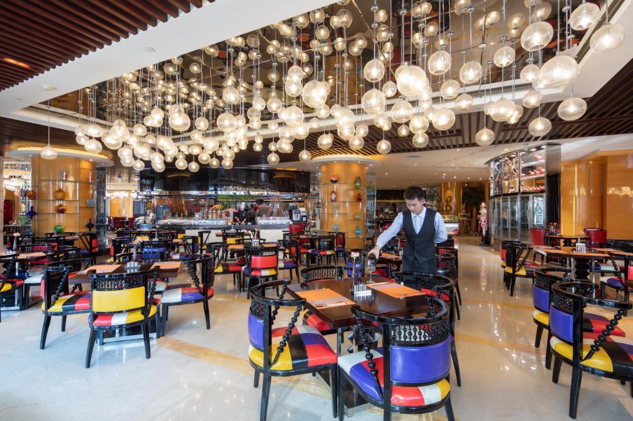 Hotel Wyndham Grand Plaza Royale Colorful Yunnan Kunming Esterno foto