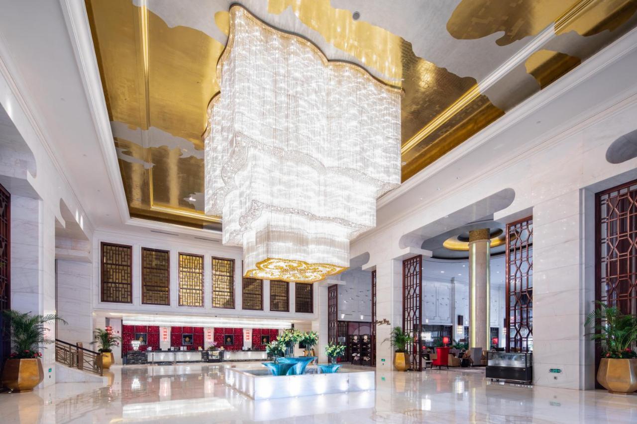 Hotel Wyndham Grand Plaza Royale Colorful Yunnan Kunming Esterno foto