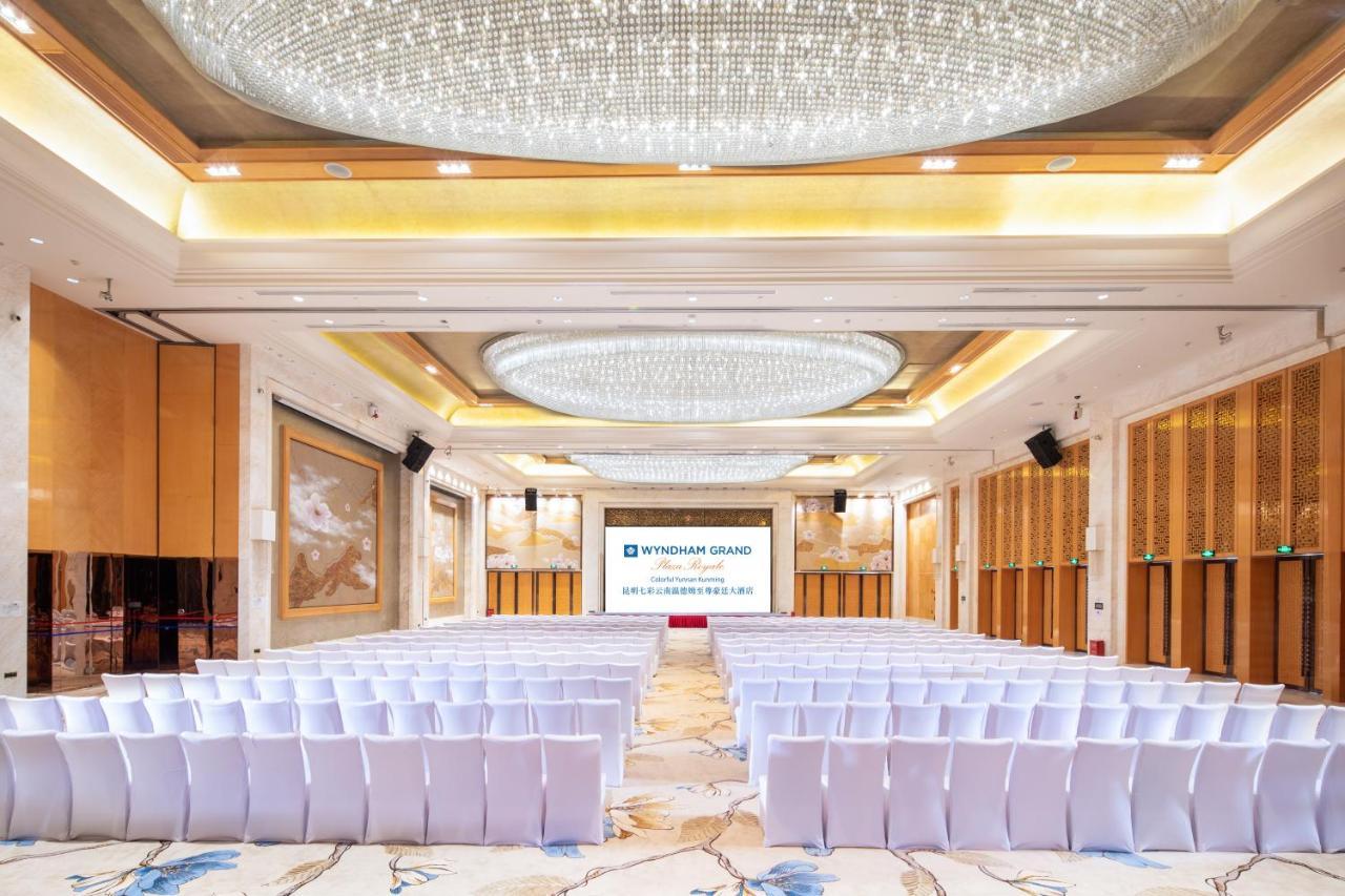 Hotel Wyndham Grand Plaza Royale Colorful Yunnan Kunming Esterno foto