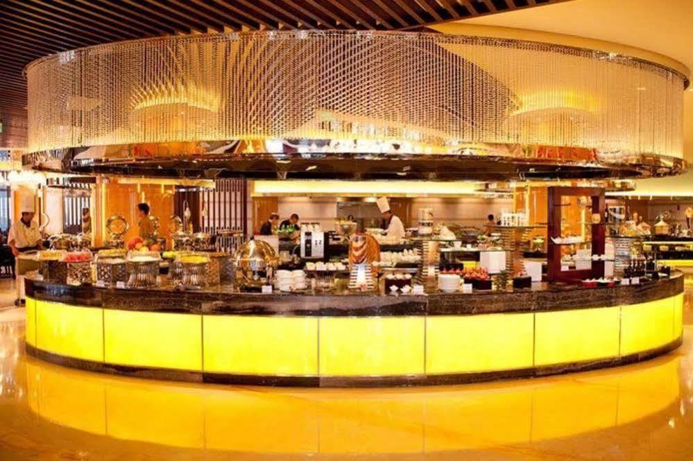 Hotel Wyndham Grand Plaza Royale Colorful Yunnan Kunming Esterno foto