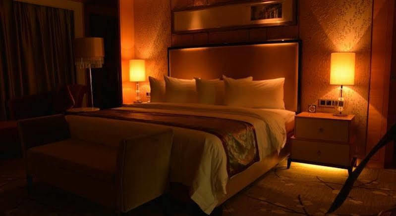 Hotel Wyndham Grand Plaza Royale Colorful Yunnan Kunming Esterno foto